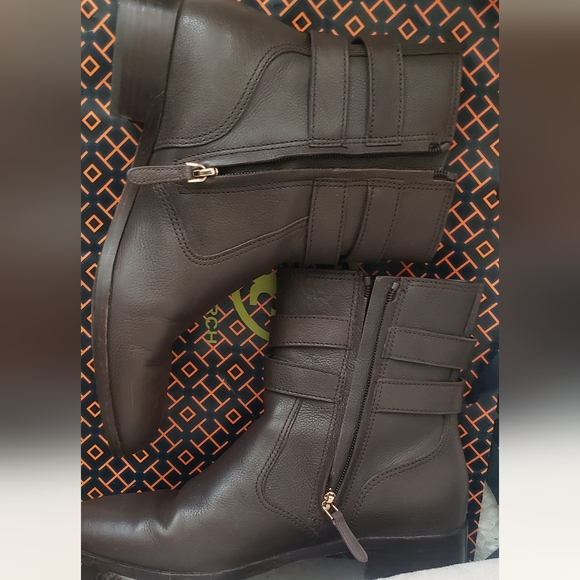 💫Tory Burch: Gemini-Link Booties - Picture 3 of 10